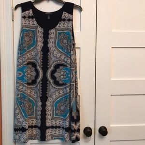 Pretty summer sleeveless shift dress